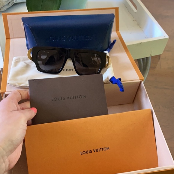 Louis Vuitton link square sunglasses - Picture 5 of 6
